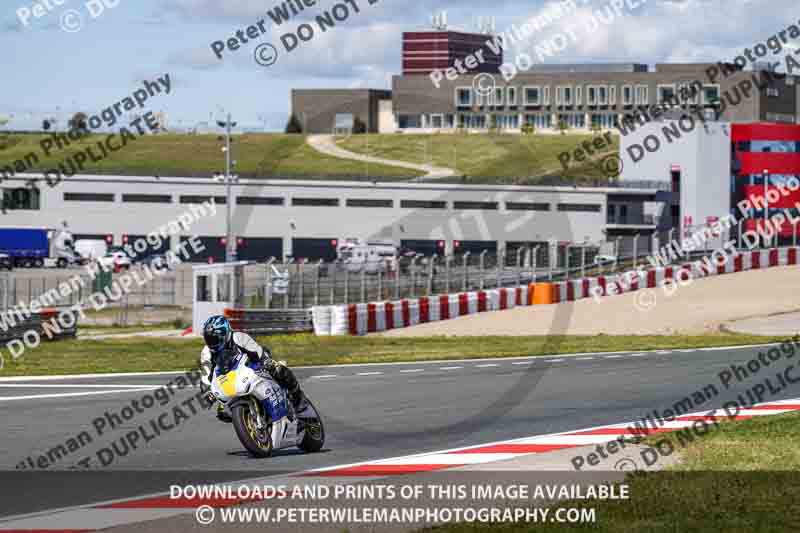 cadwell no limits trackday;cadwell park;cadwell park photographs;cadwell trackday photographs;enduro digital images;event digital images;eventdigitalimages;navarra;no limits trackdays;peter wileman photography;racing digital images;trackday digital images;trackday photos